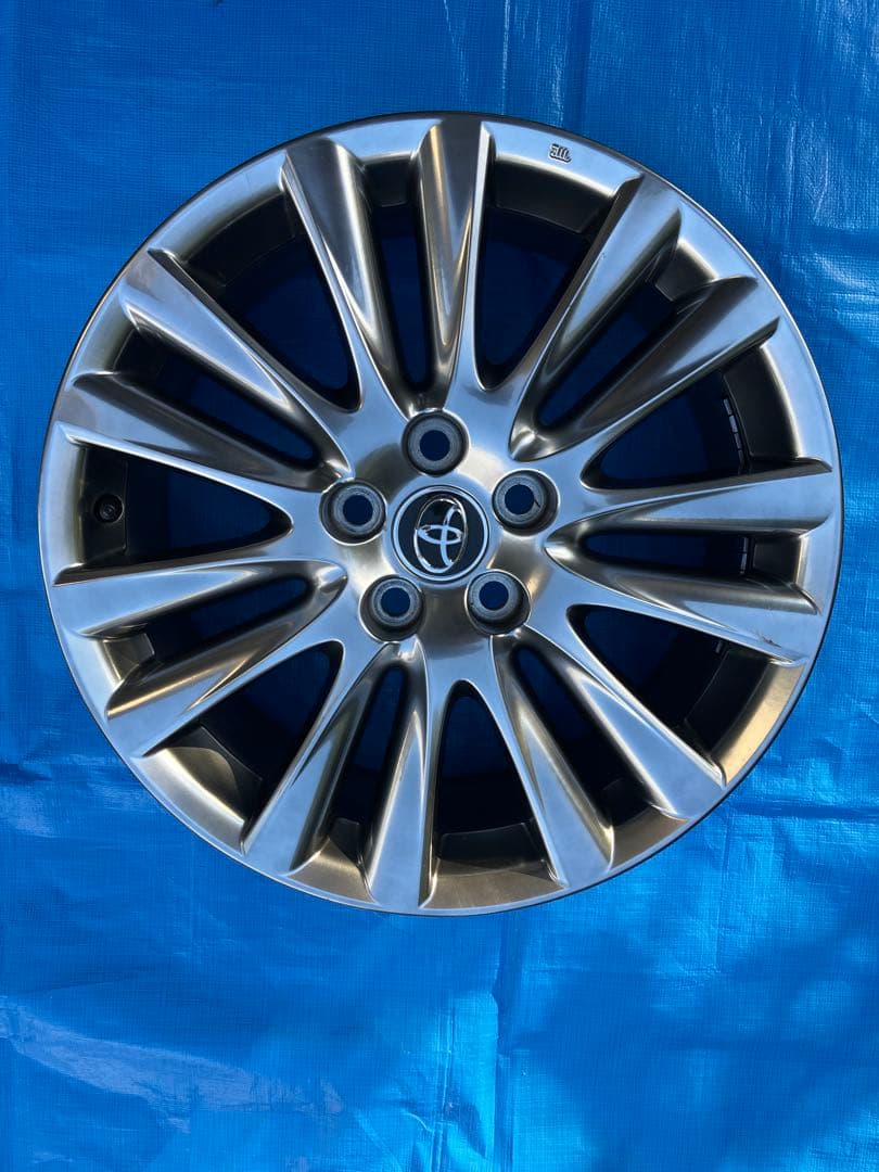 トヨタ６０ハリアー純正7.5Ｊ18インチホィール4本セット