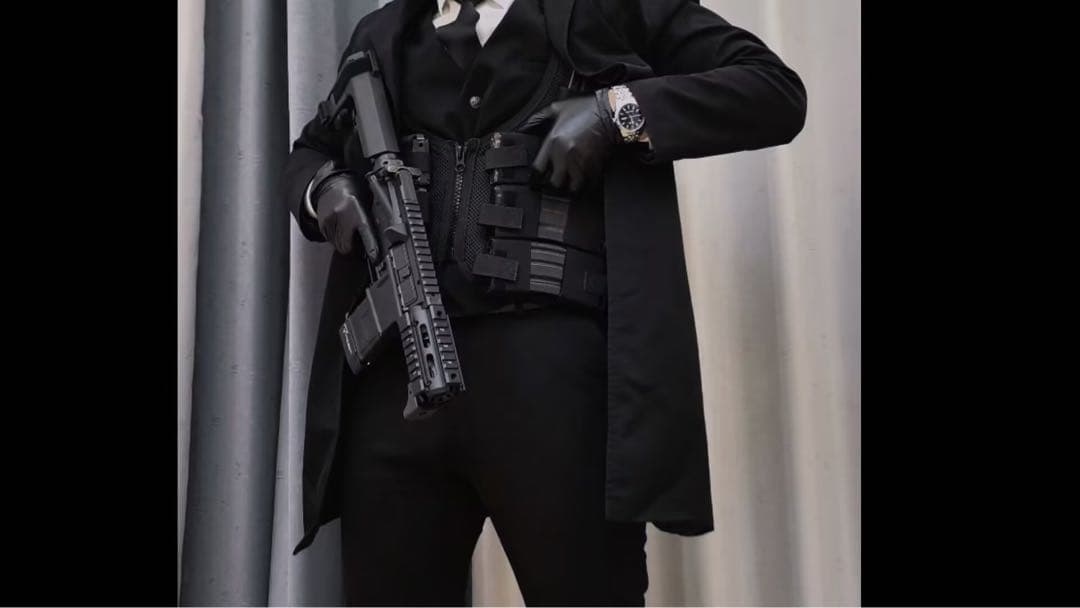 団子匠造製　映画HEAT M4マガジン8本差し　M733 強盗ベストバージョン2