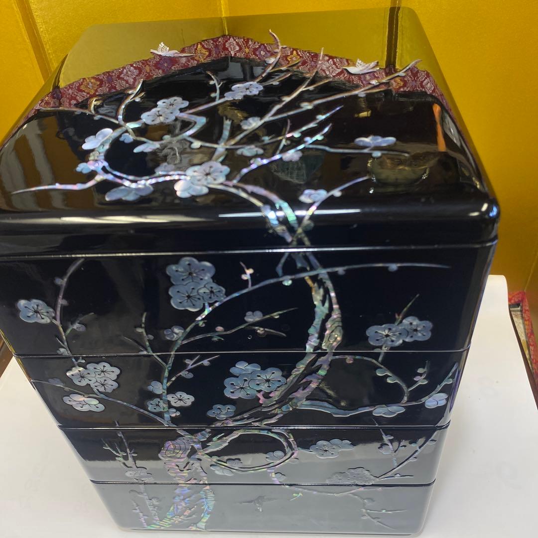 螺鈿細工，漆器 重箱 桜の象嵌