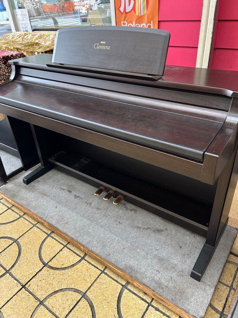 超価格、ヤマハクラビノーバ、CLP156、88鍵盤、ピアノ強弱タッチ付、1台限♪