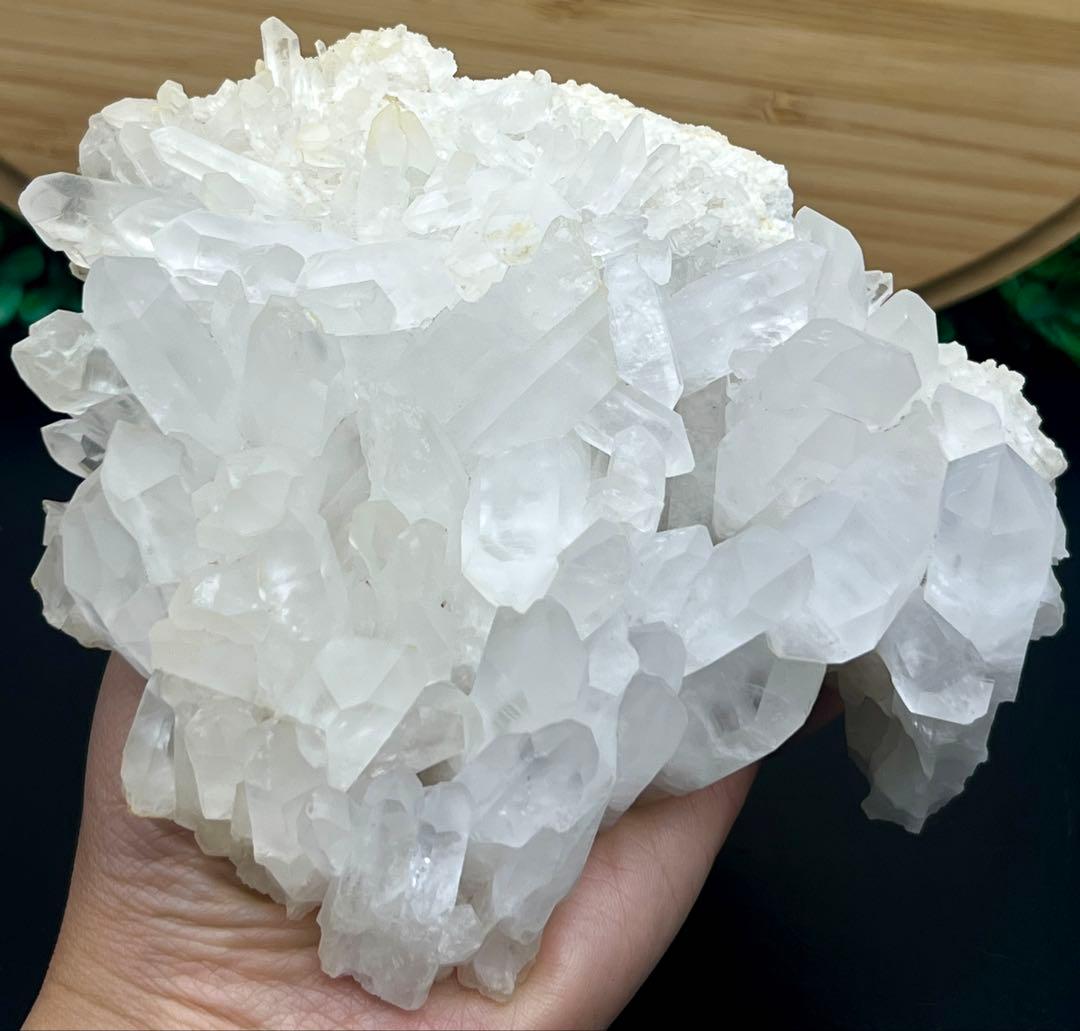 天然ヒマラヤ水晶クラスター　マニカラン産　パワーストーン　浄化　台付き