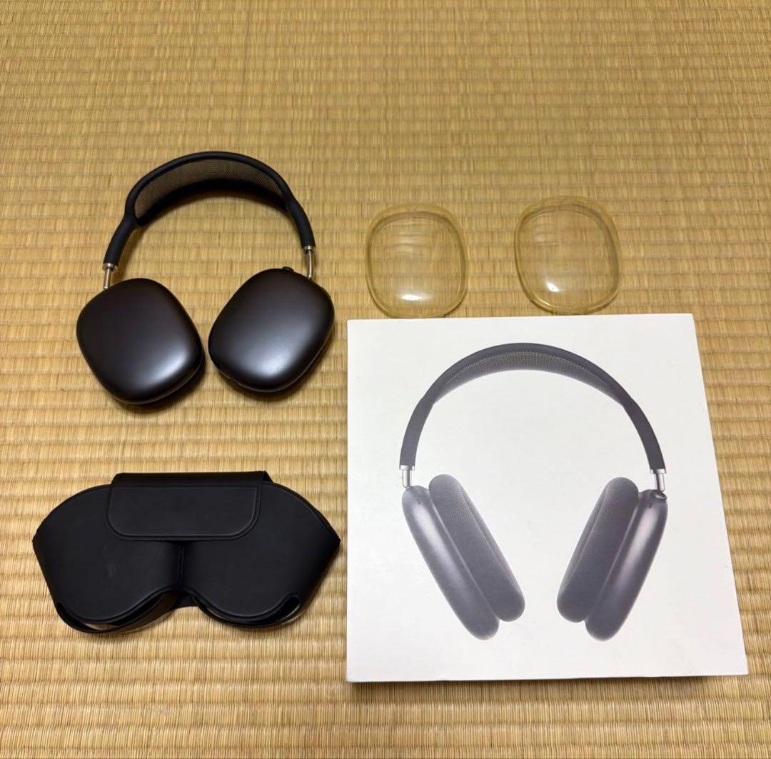 そ*う様 AirPods Max Gray with Black head ba