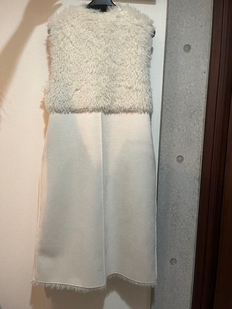 【美品】ELLIE ホワイトファーベスト