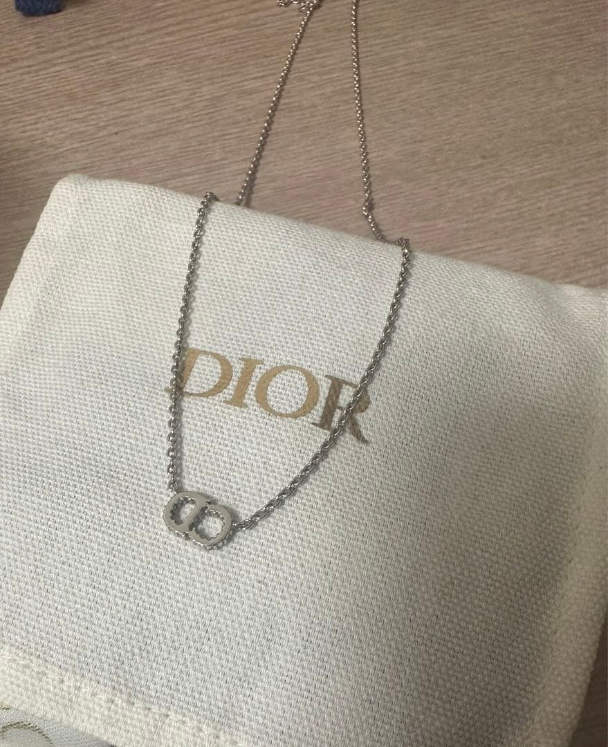 dior ネックレス　即購入可