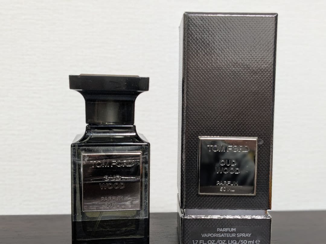 【ほぼ未使用】TOM FORD BEAUTY　ウードウッド パルファム 50ml