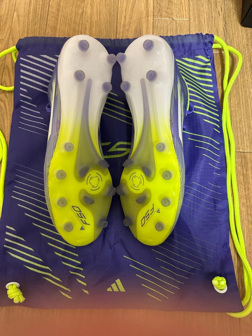 F50 AG エリート 25.5cm サッカースパイク