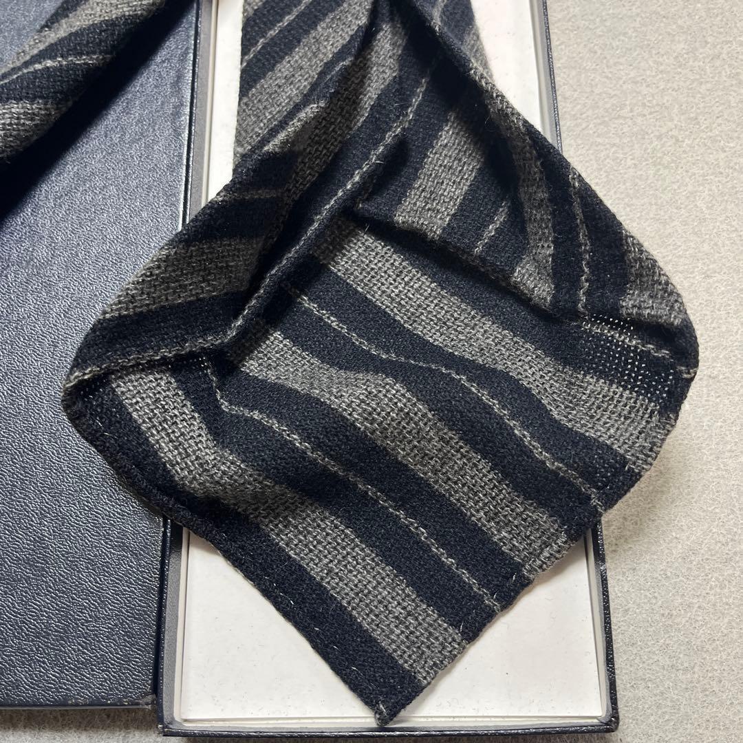 タイユアタイ　ネクタイ　グレー　ストライプカシミヤ　セッテピエゲ
