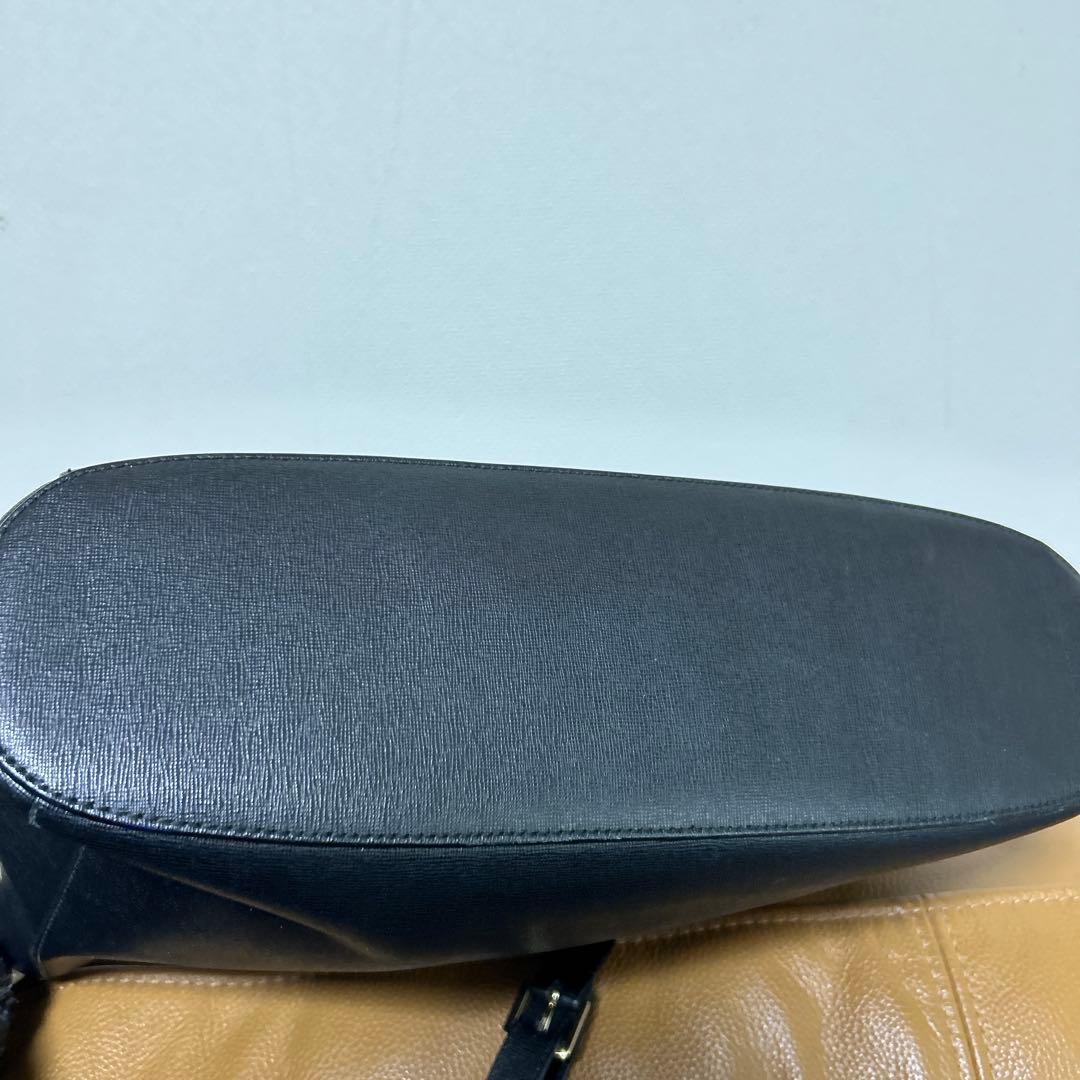 FURLA フルラ　2WAY　ハンドバッグ　ショルダーバッグ　レザー　ブラック