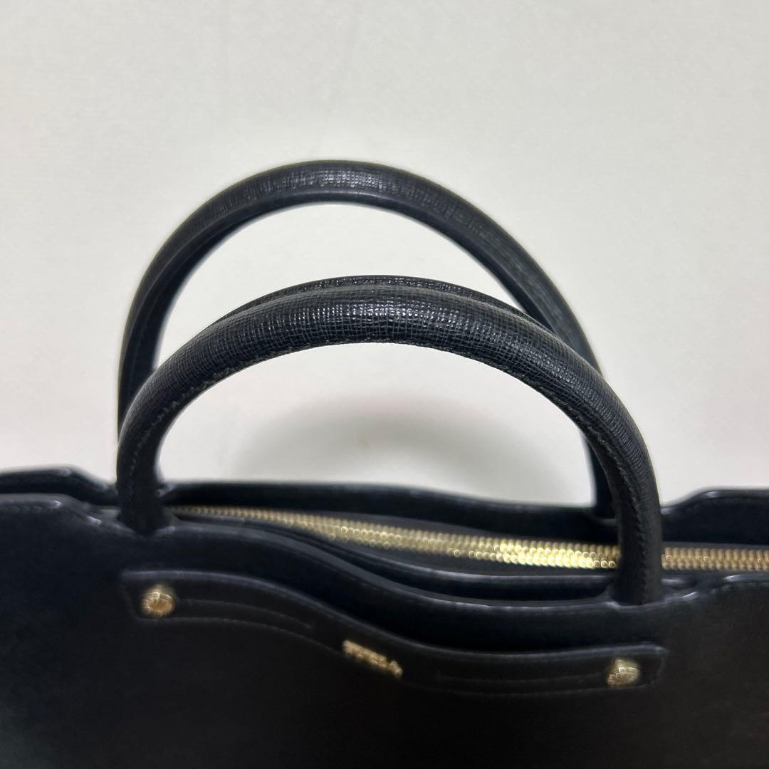 FURLA フルラ　2WAY　ハンドバッグ　ショルダーバッグ　レザー　ブラック
