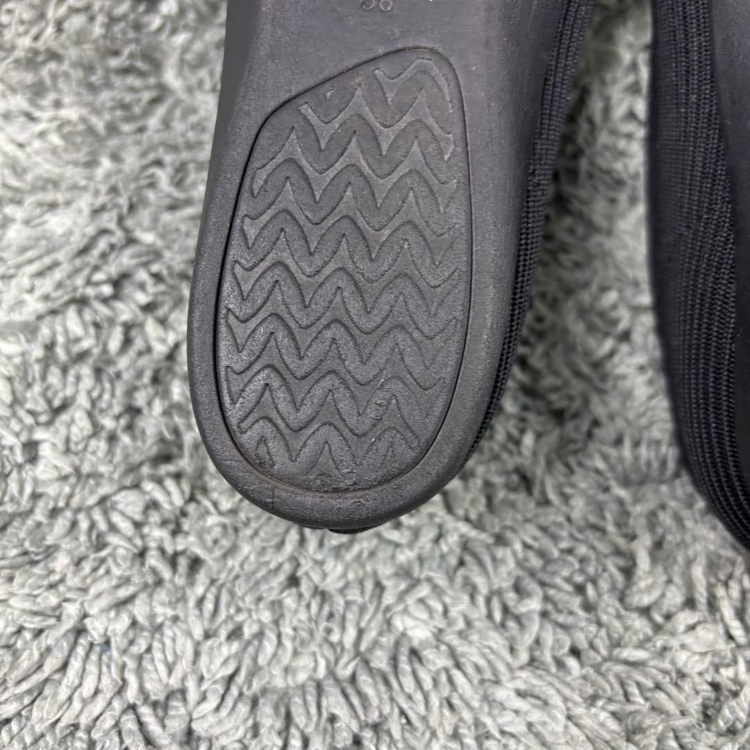 極美品⭐️ VIVAIA フラットシューズ Margot Walker 24