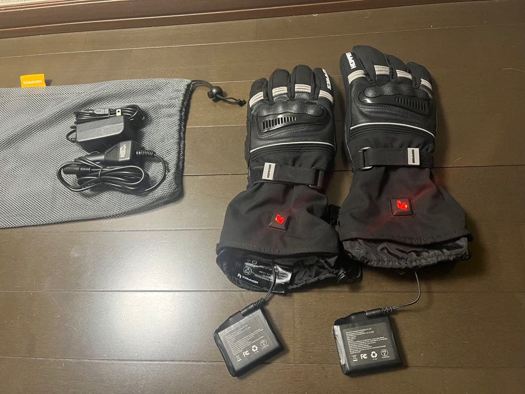 HOMPRES 電熱グローブ 充電器付き　サイズM 1回使用。