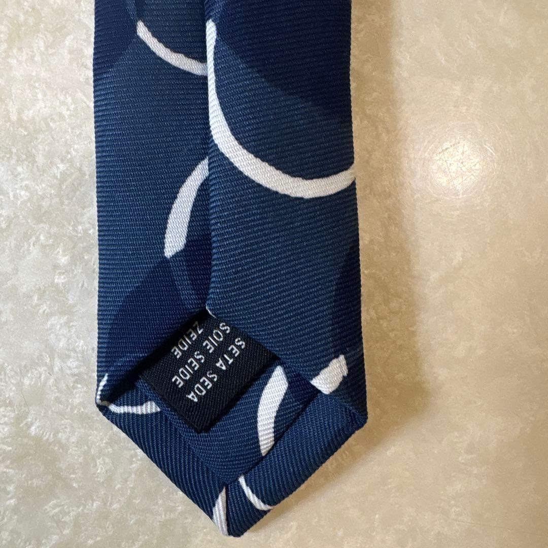 Holiday&Brownホリデー&ブラウン　ネクタイ