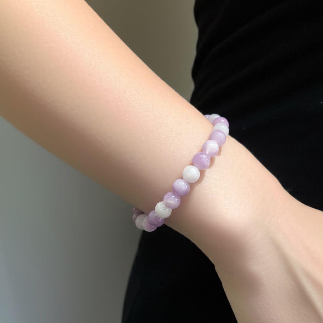 【blue.ks】ライラック翡翠のゴムブレスレット