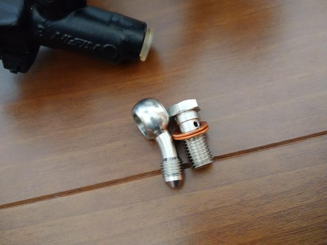 NISSIN ニッシン フロントブレーキマスター 横型 1/2 タンク別体