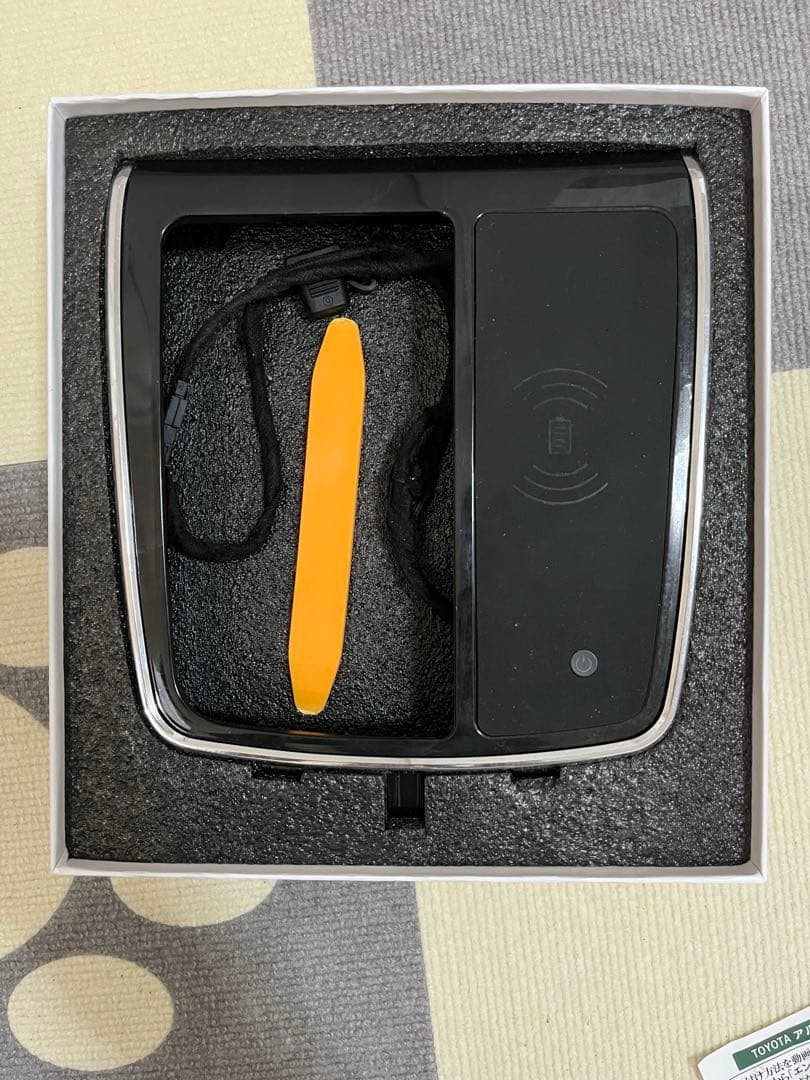 アルファード　ヴェルファイア⭐︎ワイヤレス充電器