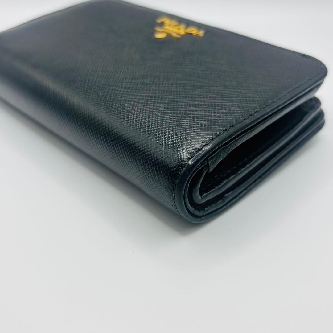 希少◎ PRADA プラダ サフィアーノ レザー 折り財布 ブラック ロゴ