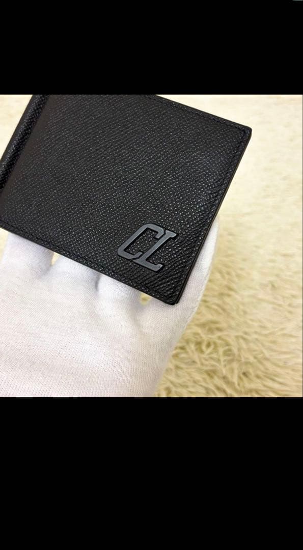 最終値下げ大特価　クリスチャンルブタン　マネークリップ