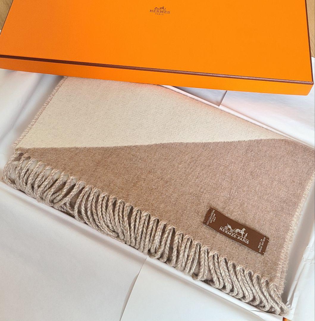★希少★HERMESエルメス　マフラー 《カザック・ジグザグ》