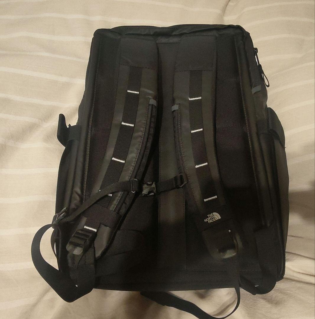 ウ*タ様 THE NORTH FACE ベース キャンプ ボイジャー デイパック