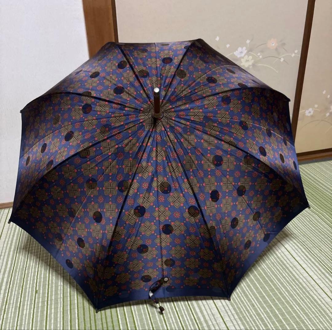 セリーヌ　銀座 WAKO イヴサンローラン　because 傘　雨傘　レディース