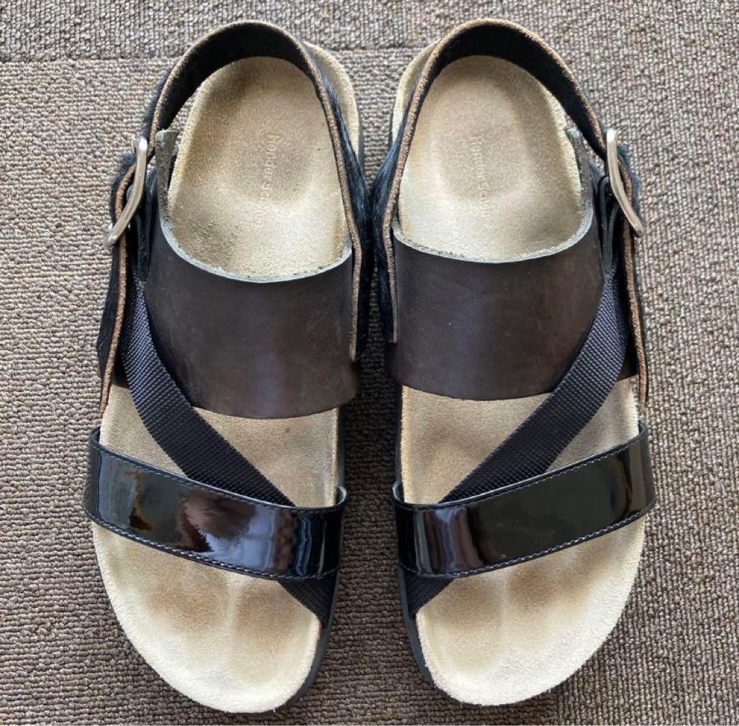 エンダースキーマ　サンダル