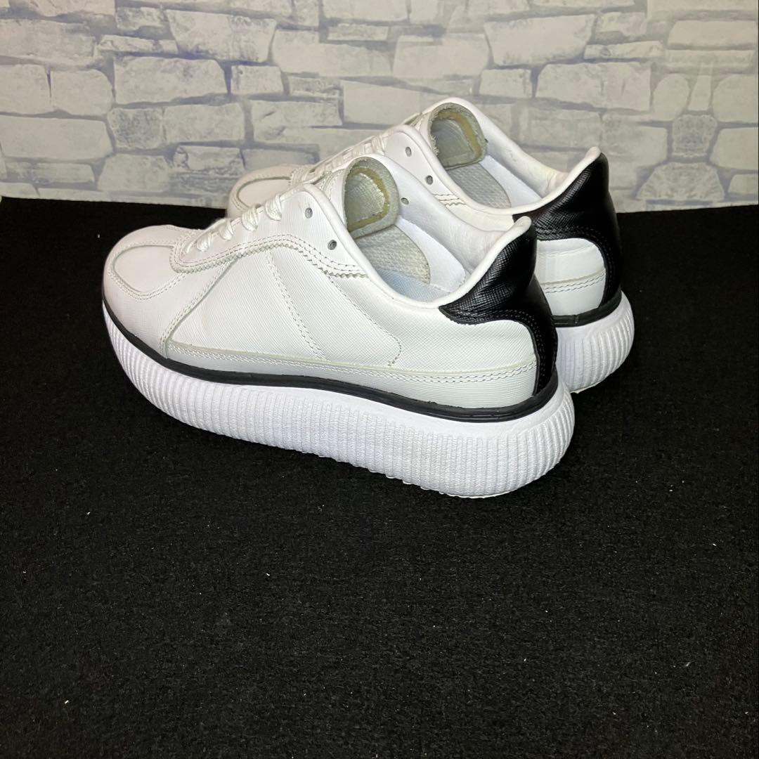 Onitsuka Tiger Delecity デレシティ　ホワイト22.5cm