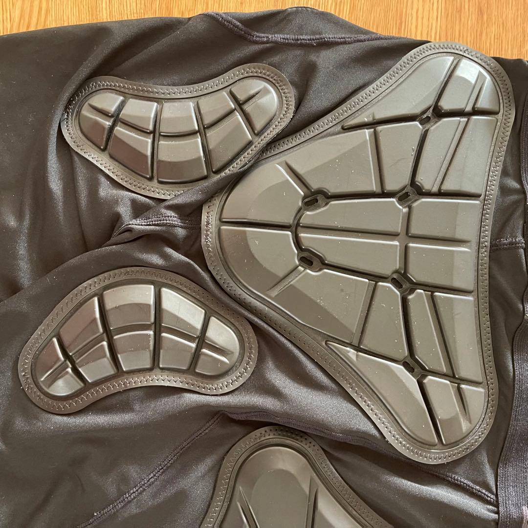 メンズ Burton インパクト ショーツ ヒッププロテクター　Lサイズ