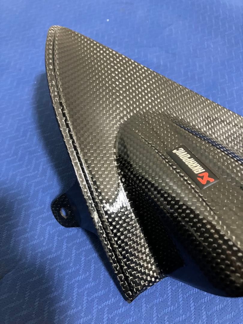 アクラポビッチ　ヒートガード　YAMAHA ヤマハ　YZF-R25 など　汎用有