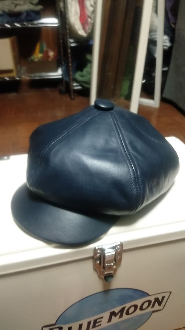 ネイビー レザー キャスケットCAPAS