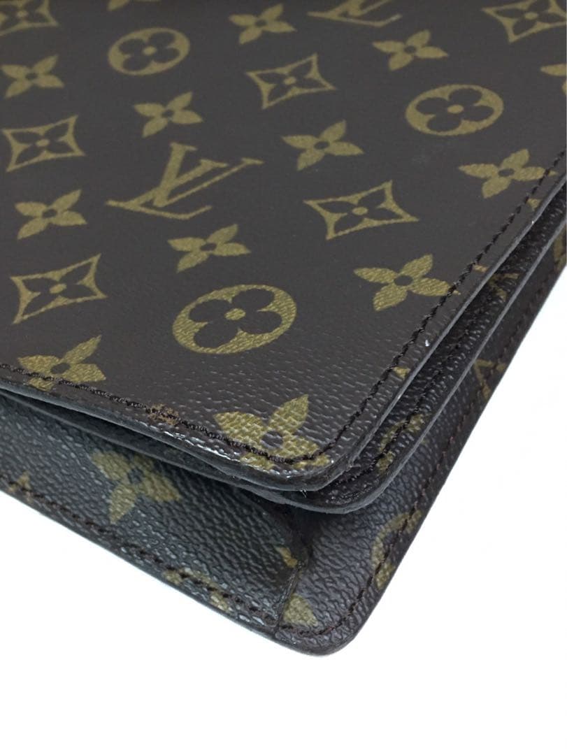 ルイヴィトン　モノグラム　コンセイエ ビジネバッグ　ハンドバッグ