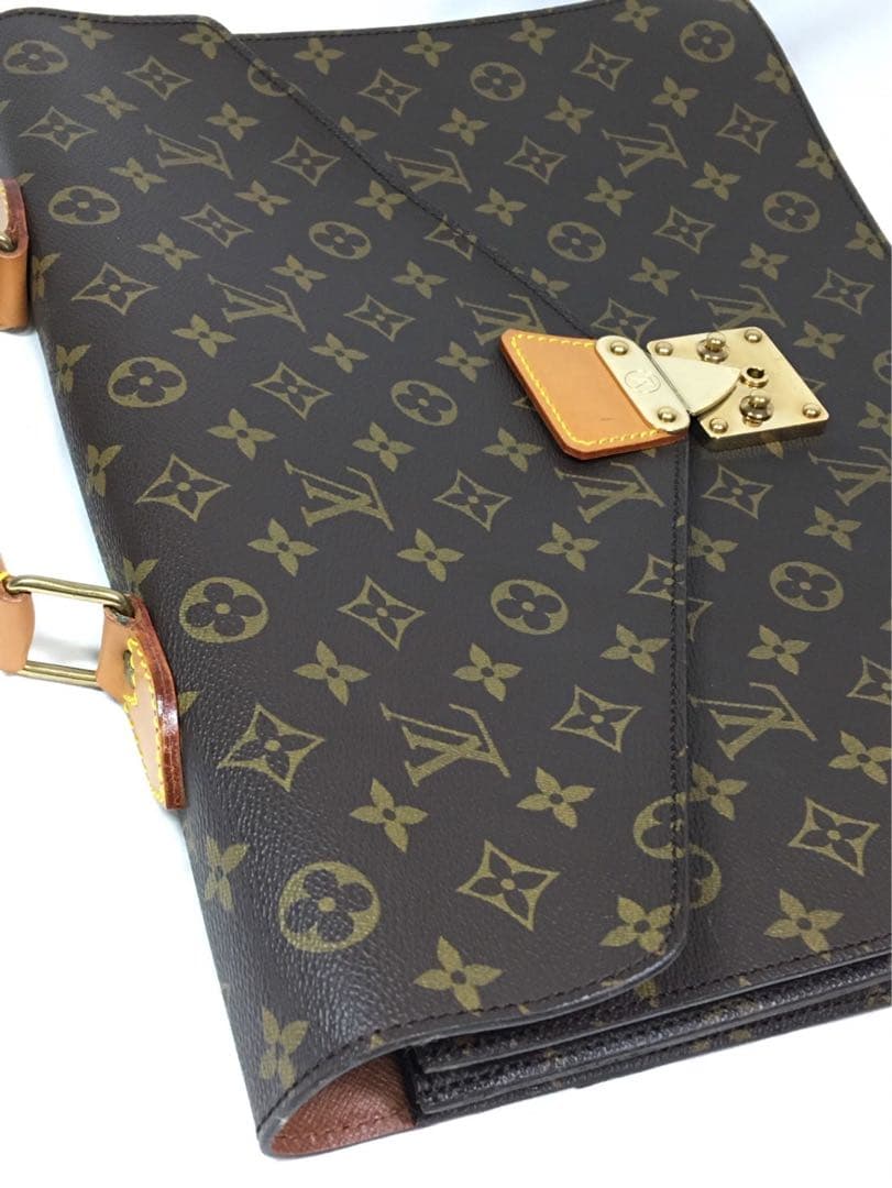 ルイヴィトン　モノグラム　コンセイエ ビジネバッグ　ハンドバッグ