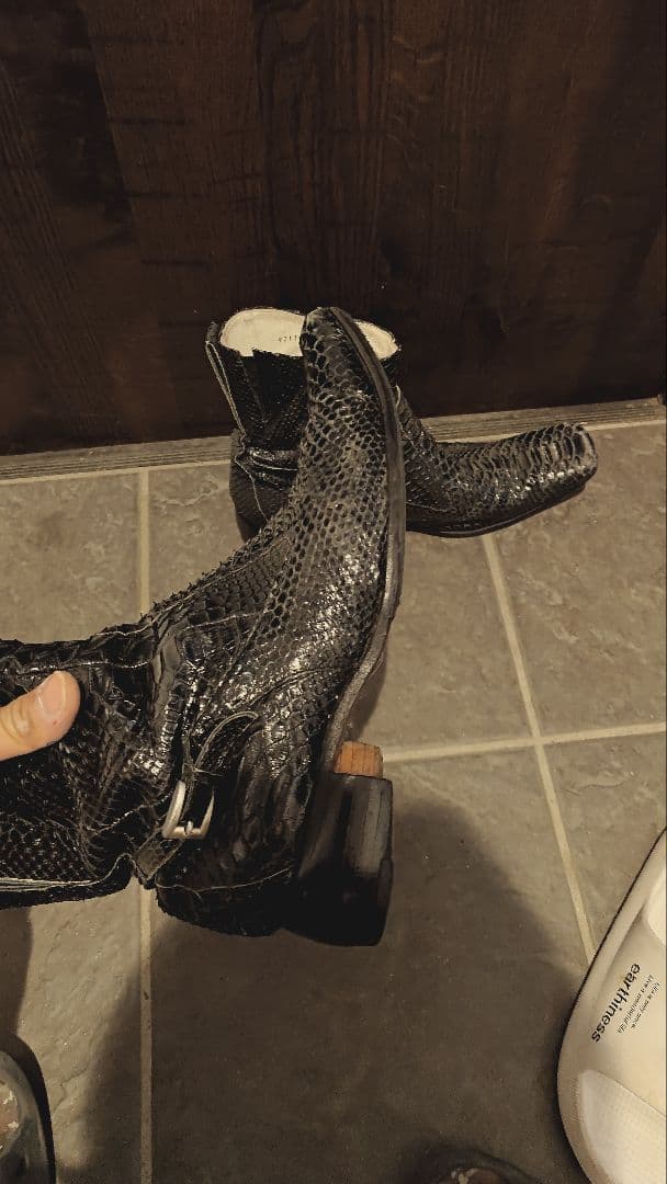 ヒロムタカハラ蛇革エナメルショートブーツ