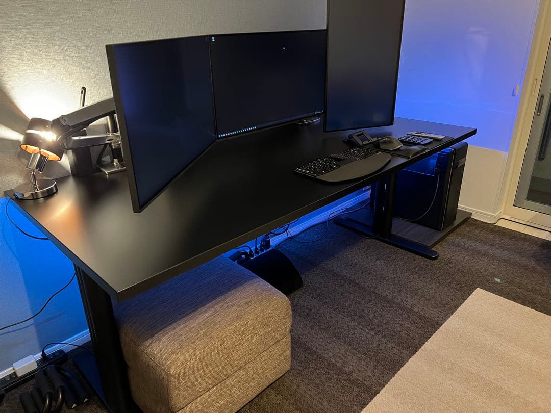 GARAGE fantoni パソコンデスク GT BLACK脚 新品同等❗️