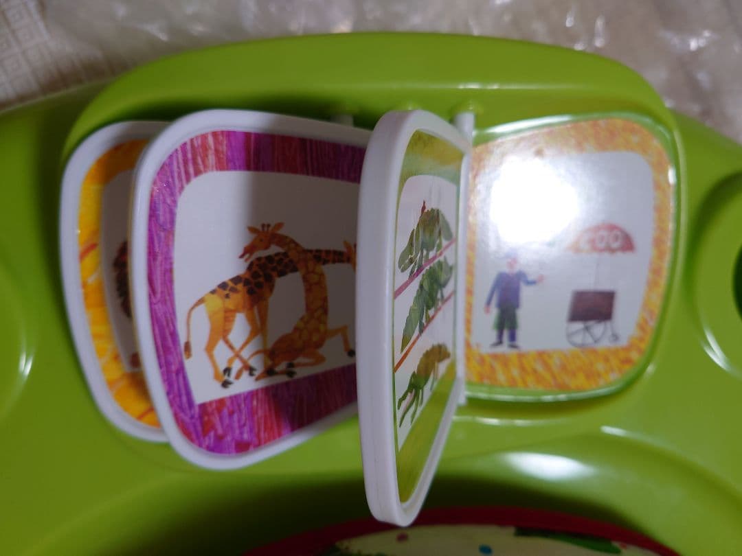 はらぺこあおむし　アクティビティジャンパー　Eric Carle ベビージム