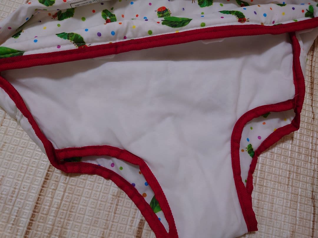 はらぺこあおむし　アクティビティジャンパー　Eric Carle ベビージム