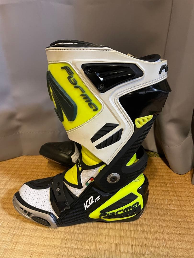 former ブーツ　フォーマー　レーシングブーツ　EU38 24.0〜24.5