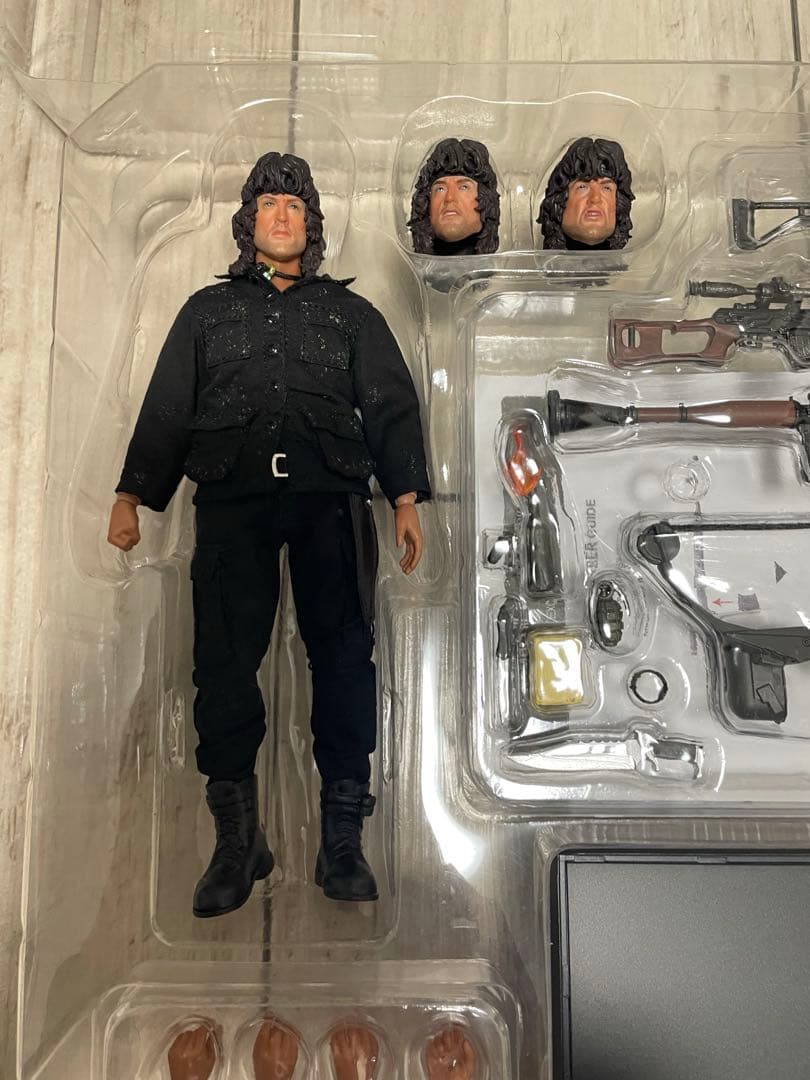 HIYA TOYS 1/12 ランボーⅢ フィギュア