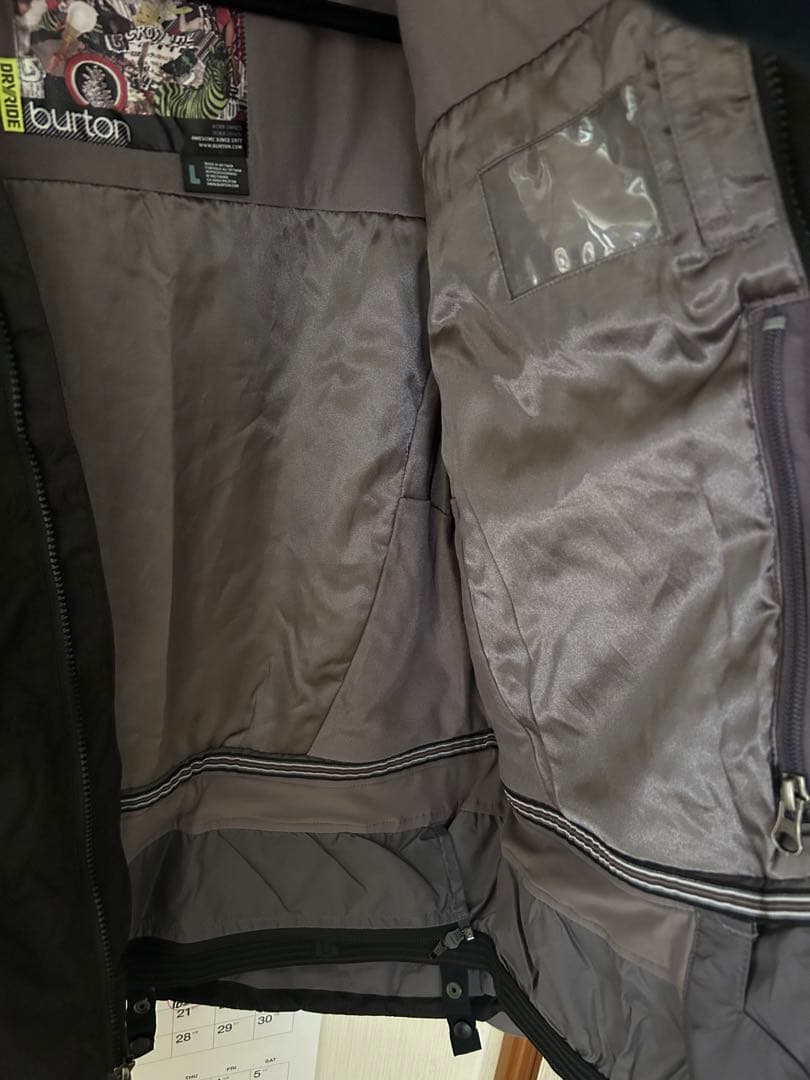 burton スノボーウェア　上下セット　レディース