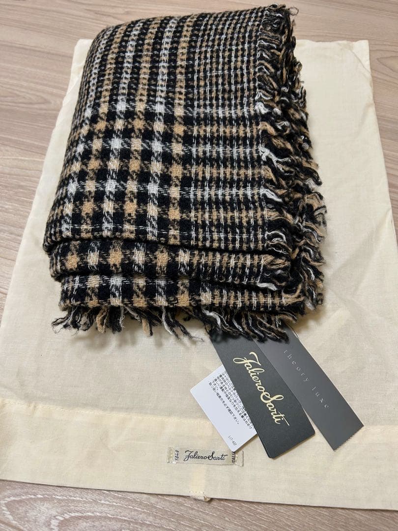 ROBINです　 ファリエロサルティ　Persia ストール　新品