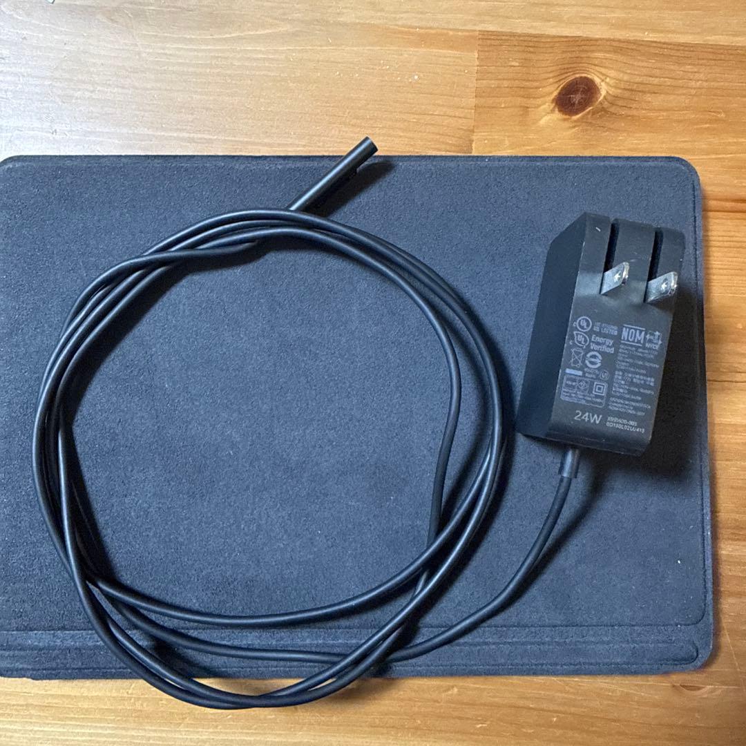 Surface Go2　ノートパソコン　PC　箱無し　説明書無し