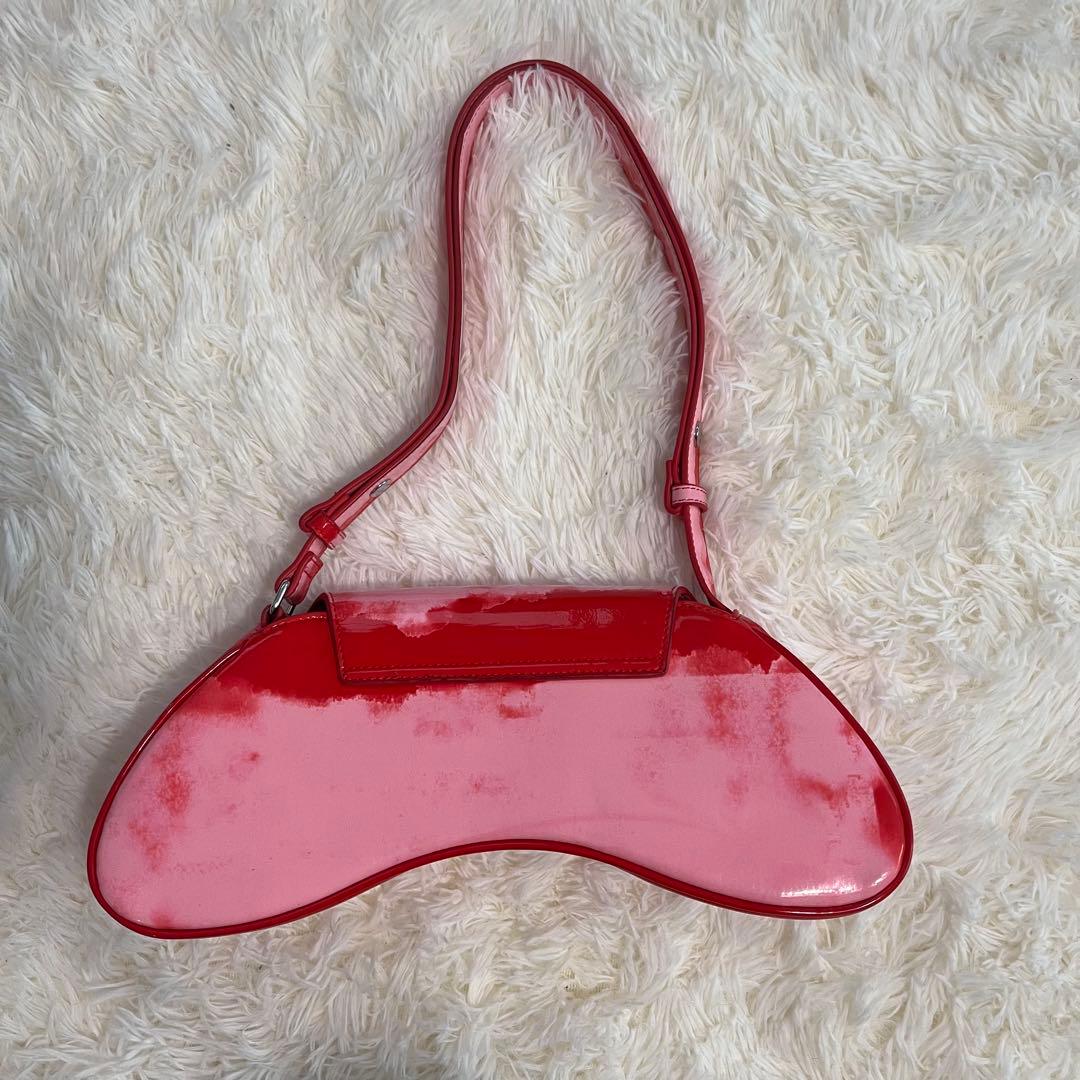 dieselディーゼルIVE(アイヴ)レイ着用ピンク赤レッドワンショルダーバッグ