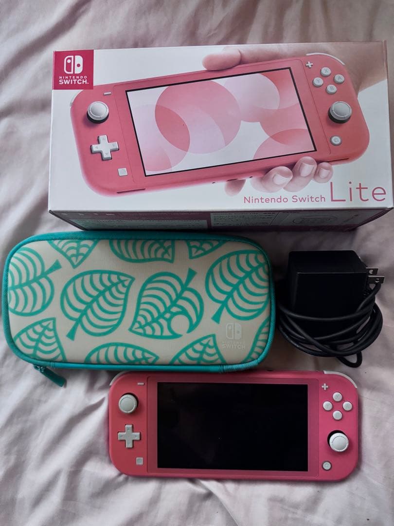 Nintendo Switch Lite コーラルピンク 専用ポーチ付