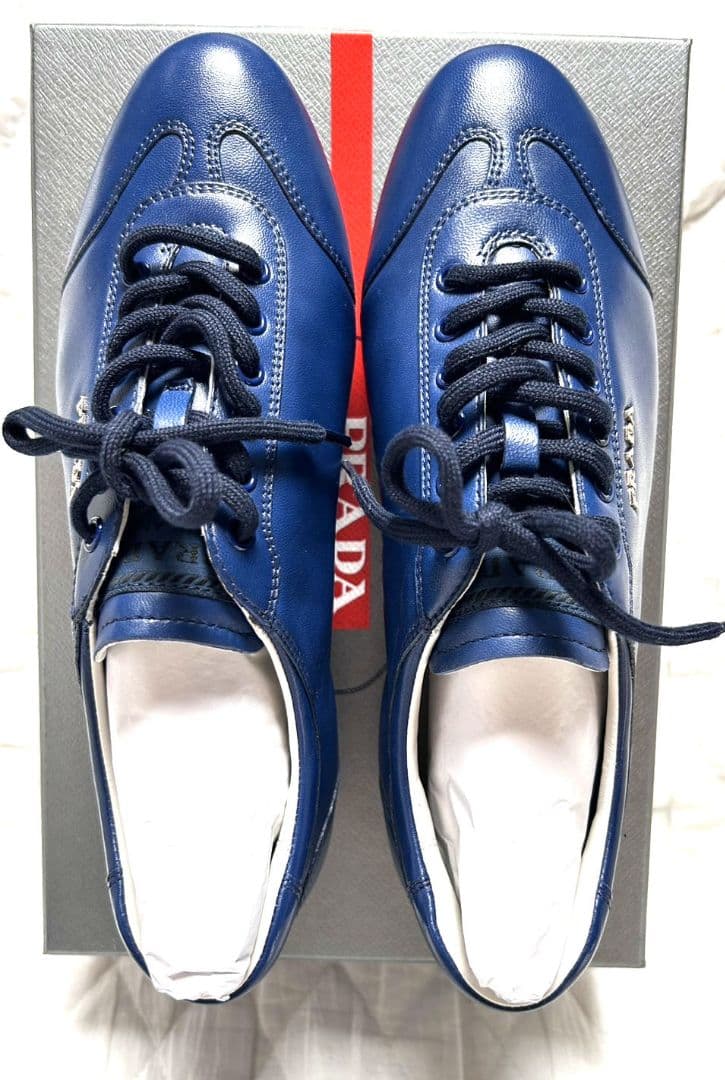 ★新品未使用★　プラダ　シープスキン　レディース 　スニーカー　37サイズ