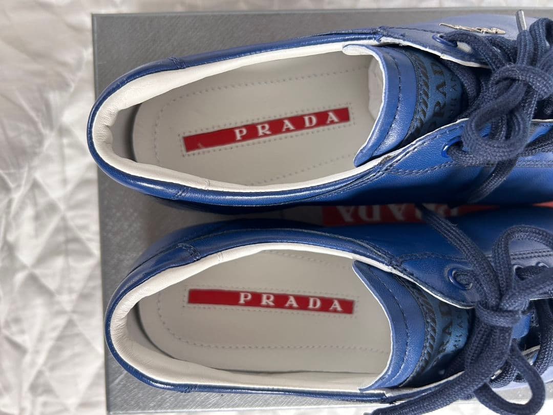 ★新品未使用★　プラダ　シープスキン　レディース 　スニーカー　37サイズ