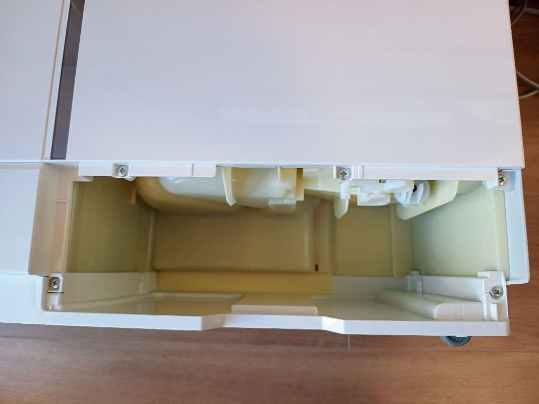 Panasonic 衣類乾燥除湿機 F-YHTX90