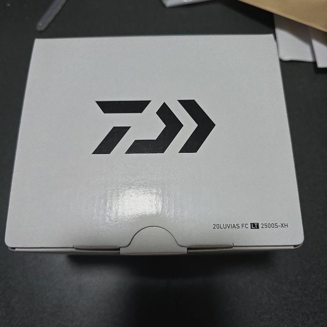 LUVIAS FC LT 2500S-XH スピニングリール