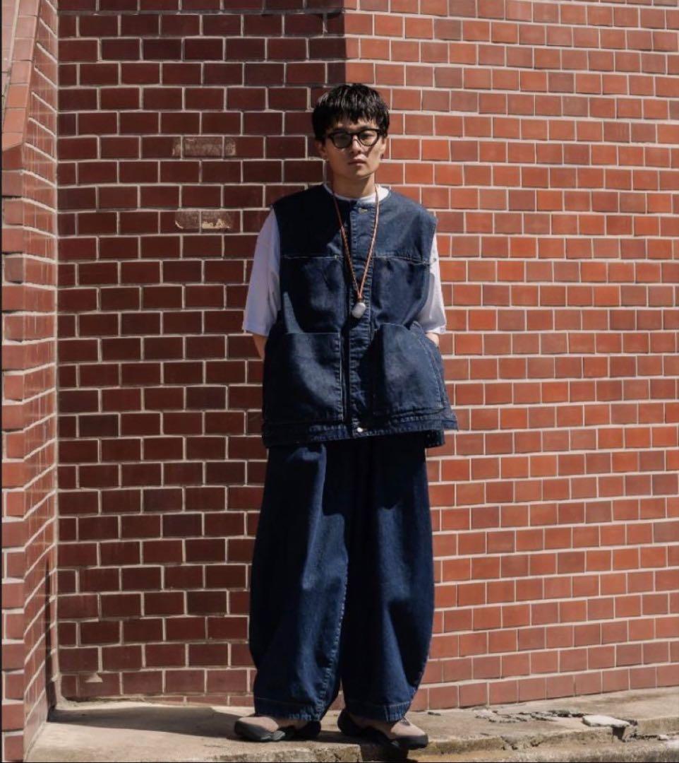 ジャケット・アウター SELVEDGE DENIM COLLARLESS VEST CLESSTE