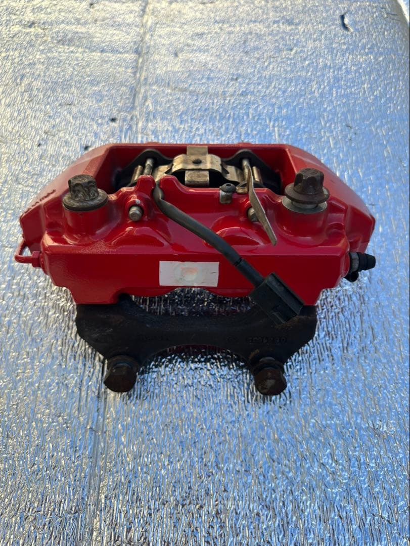 アバルト595シリーズ3 最終型 ブレンボキャリパー ツーピースドリルドローター