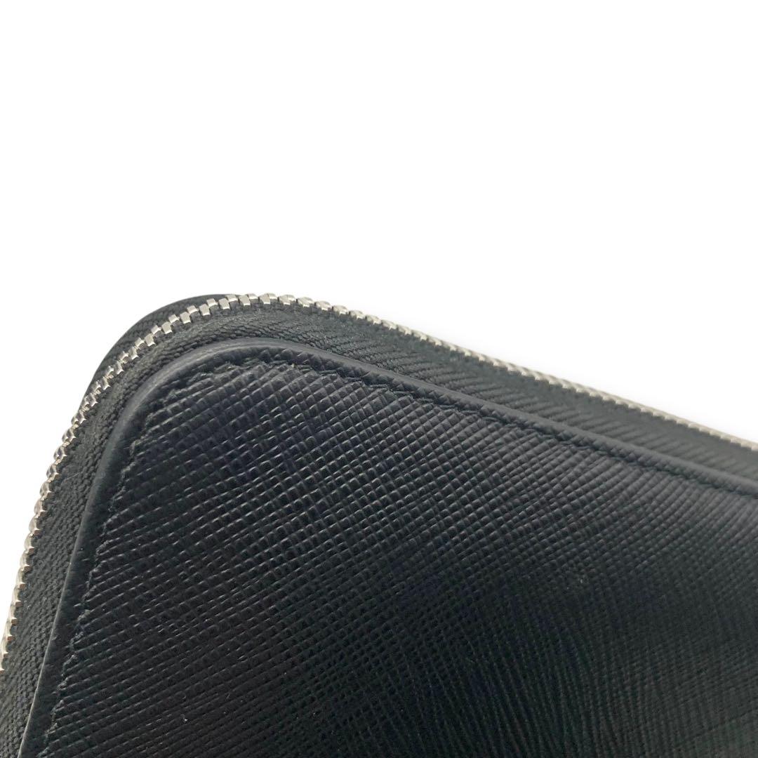 極美品！　PRADA ブラック レザー 長財布　三角ロゴ　ウォレット