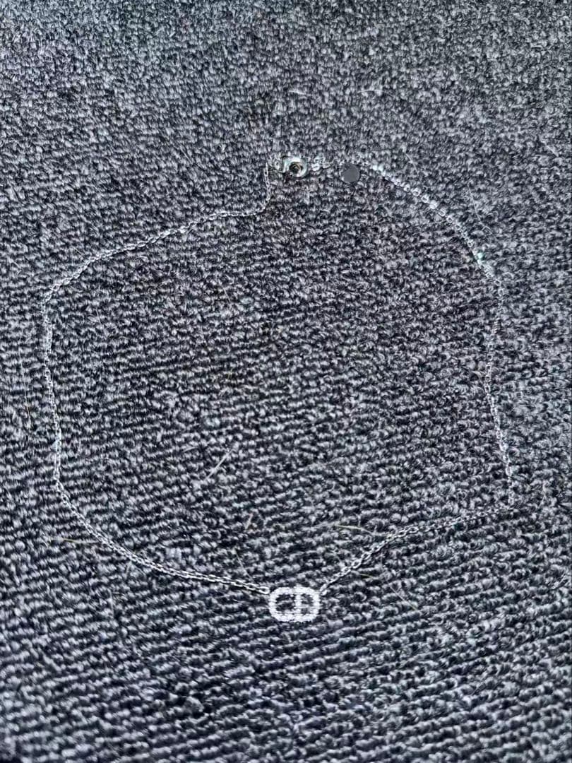 Dior CDロゴネックレス シルバー